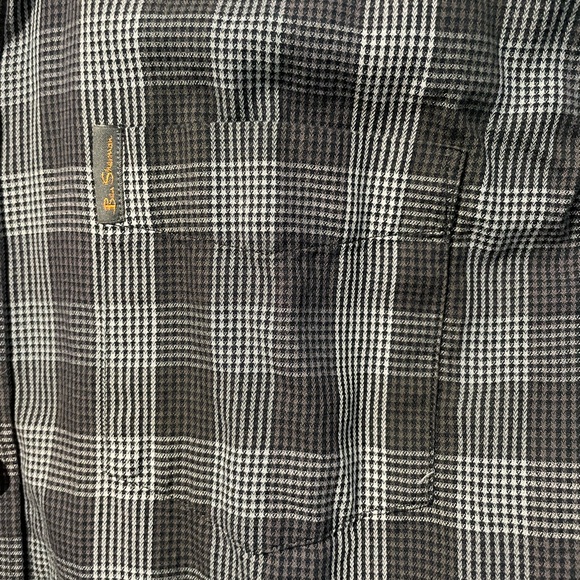 Ben Sherman Plaid Button down - Picture 2 of 4
